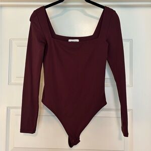 Aritzia Babaton bodysuit